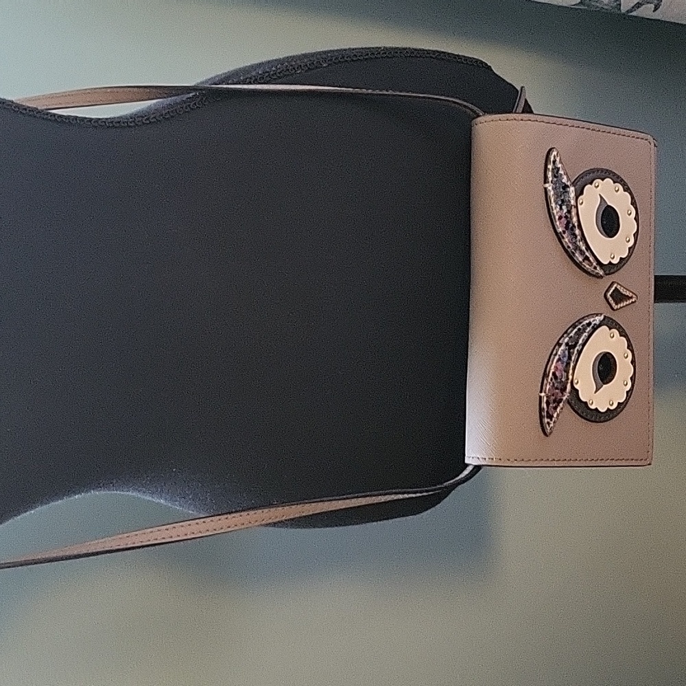 Kate spade  grey/taupe Owl crossbody with wallet slots enclosed